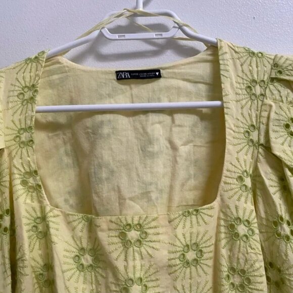 Zara Openwork Embroidered Eyelet Puff Sleeve Top XS - Picture 3 of 10